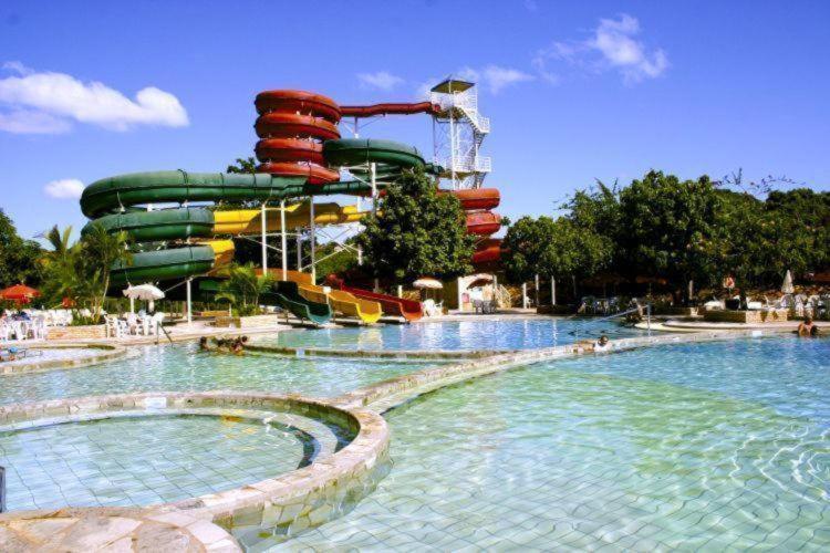 Piazza Diroma - Com Acesso Acqua Park Cn-Go Aparthotel กัลดัสโนวัส ภายนอก รูปภาพ